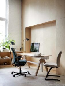 Creed Task Chair with Headrest by Hag